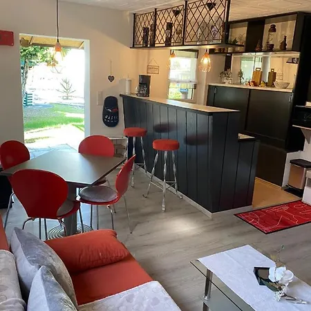 Manuelas Ferienwohnung Апартаменты *